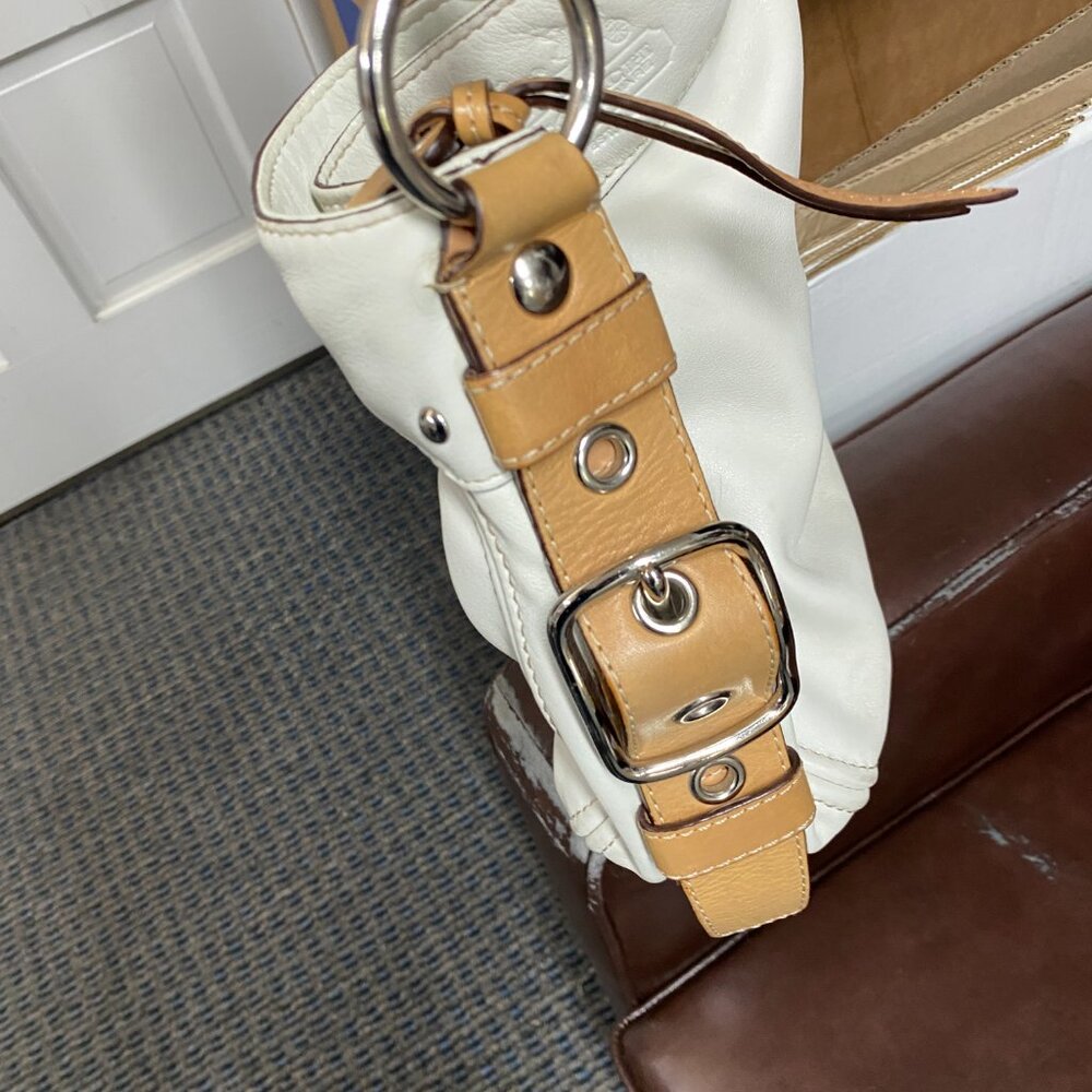 Vintage Coach Women's Zoe Leather Hobo Shoulder Bag - Picture 8 of 14